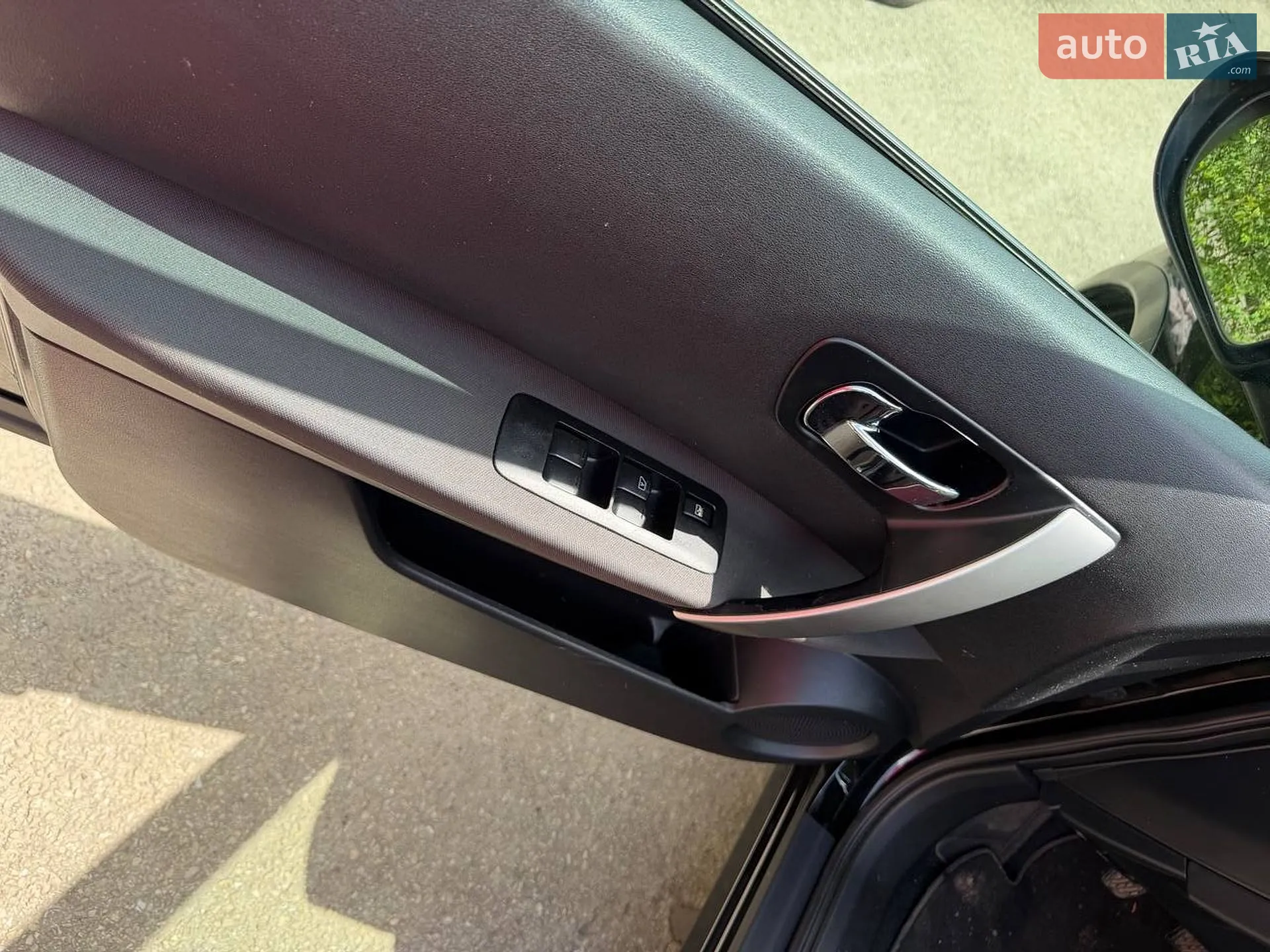 2013 Nissan Qashqai - мініатюра 24