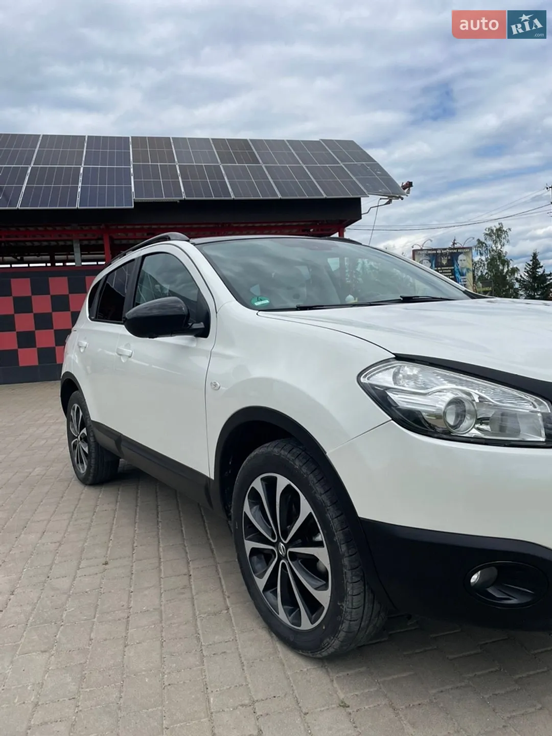 2013 Nissan Qashqai - мініатюра 11