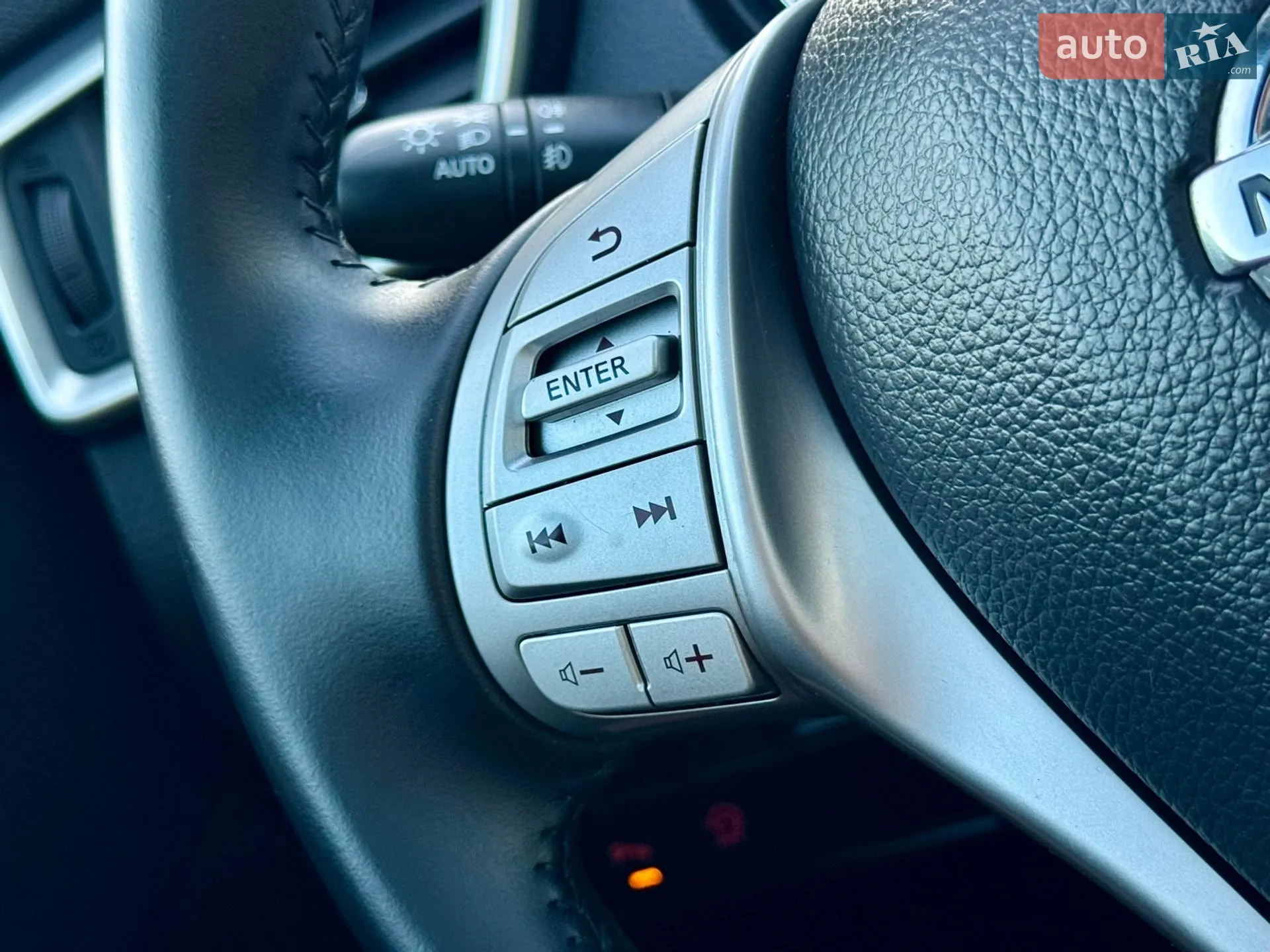 2014 Nissan Qashqai - мініатюра 32