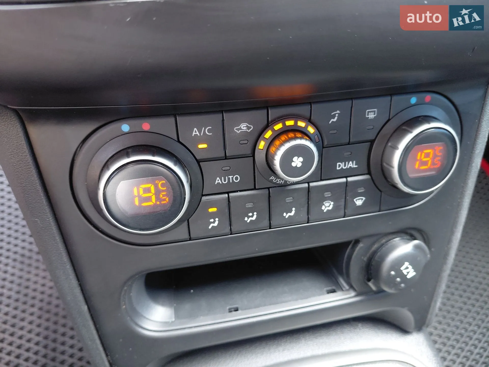2011 Nissan Qashqai - мініатюра 38
