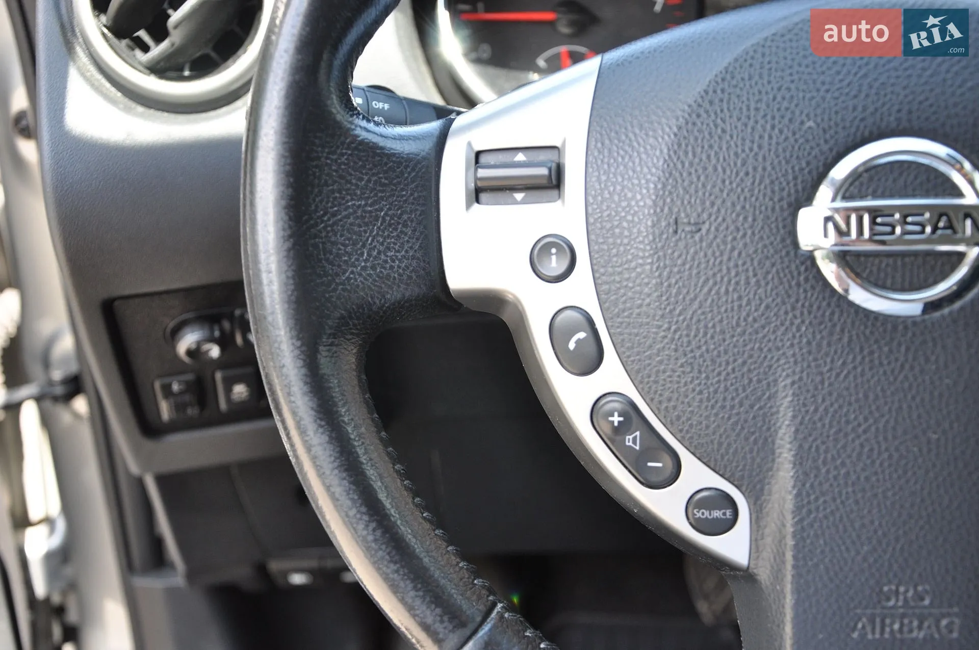 2013 Nissan Qashqai - мініатюра 33