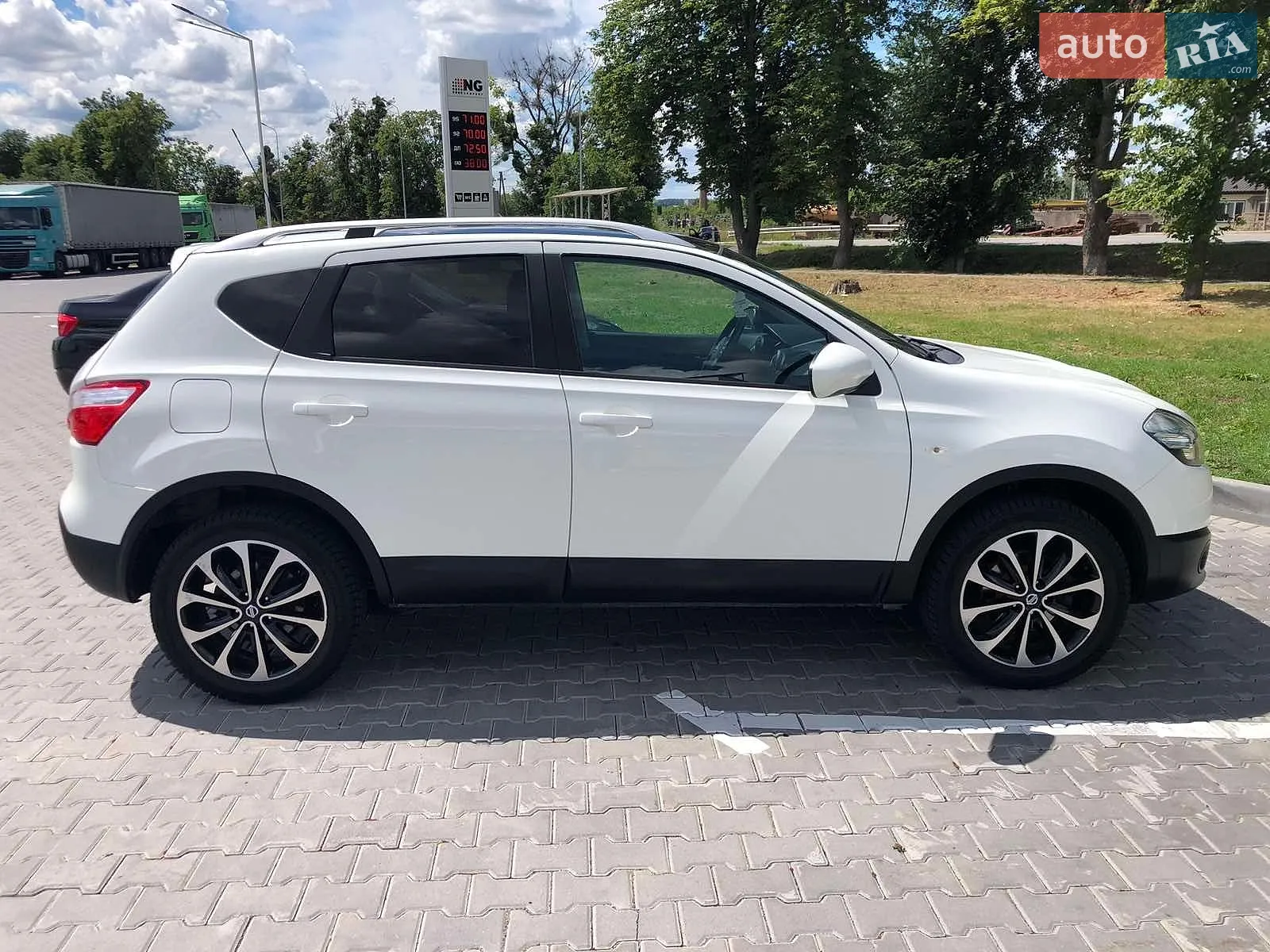 2013 Nissan Qashqai - мініатюра 5