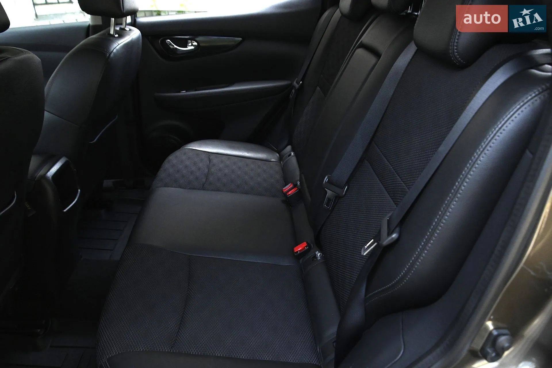 2015 Nissan Qashqai - мініатюра 36
