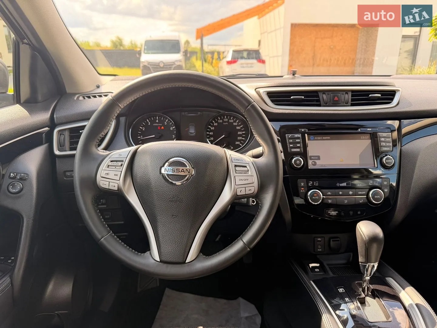 2015 Nissan Qashqai - мініатюра 14
