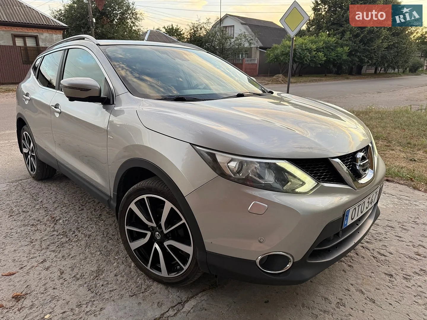 2014 Nissan Qashqai - мініатюра 2