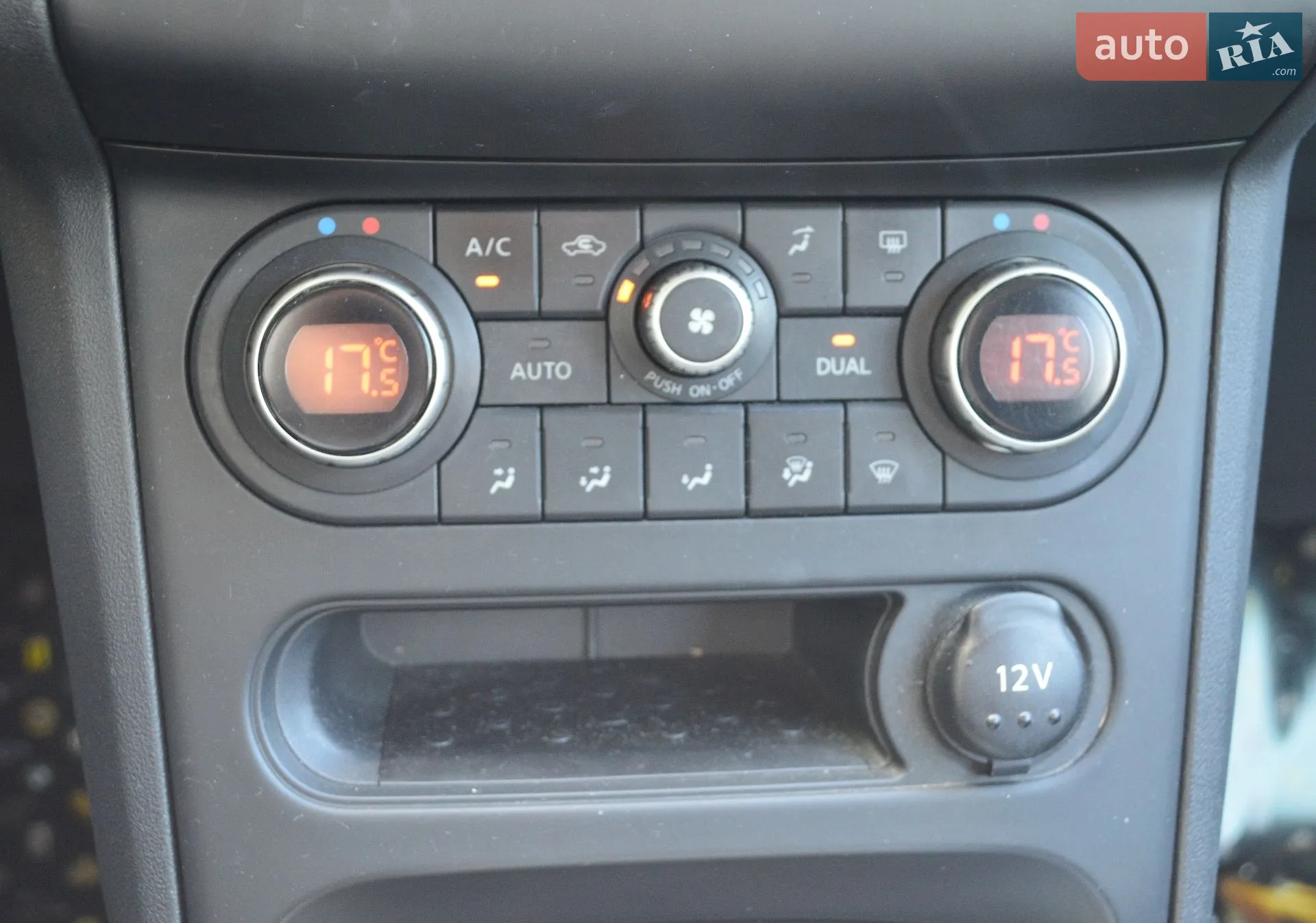2013 Nissan Qashqai - мініатюра 30