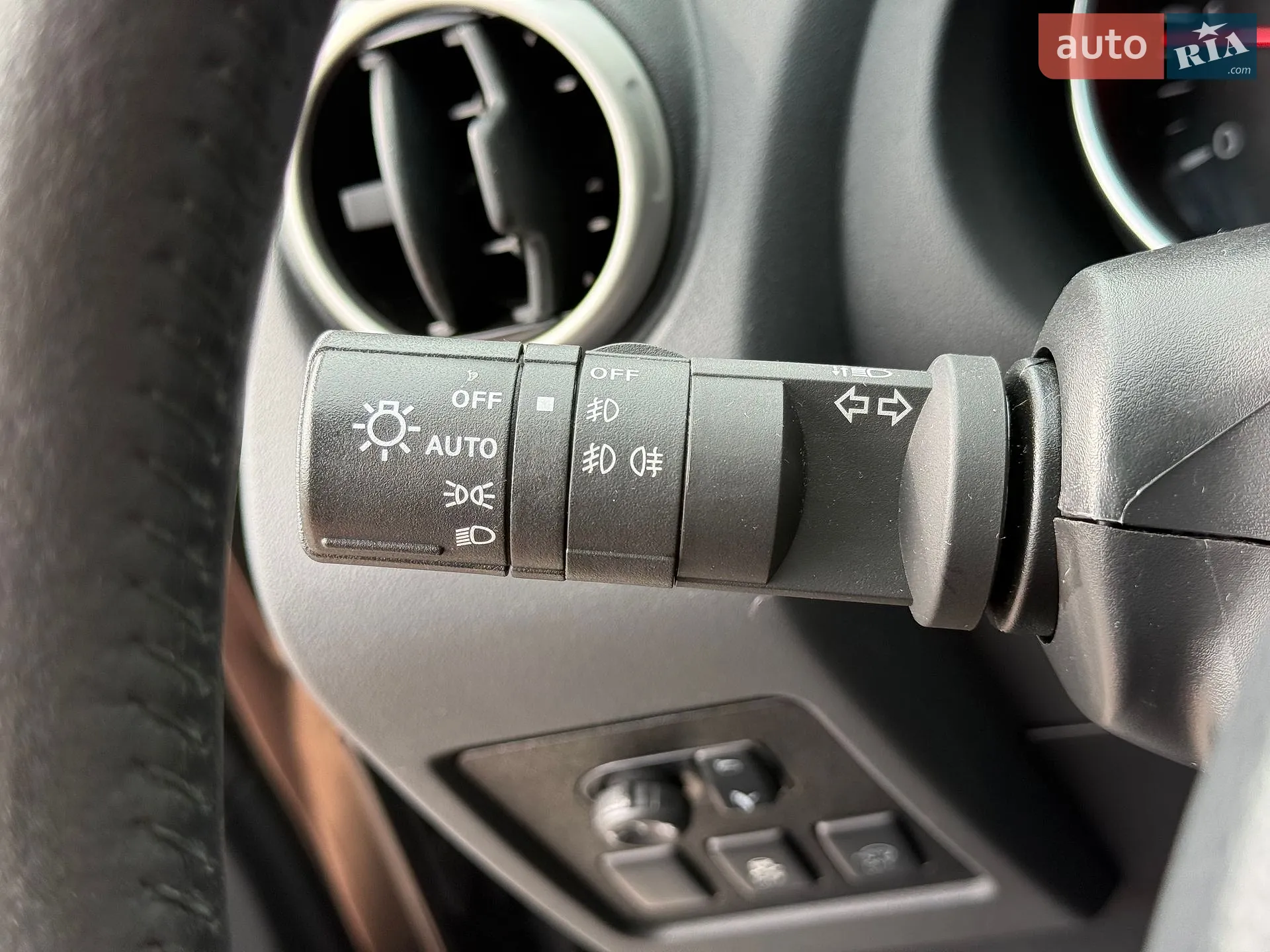 2013 Nissan Qashqai - мініатюра 39
