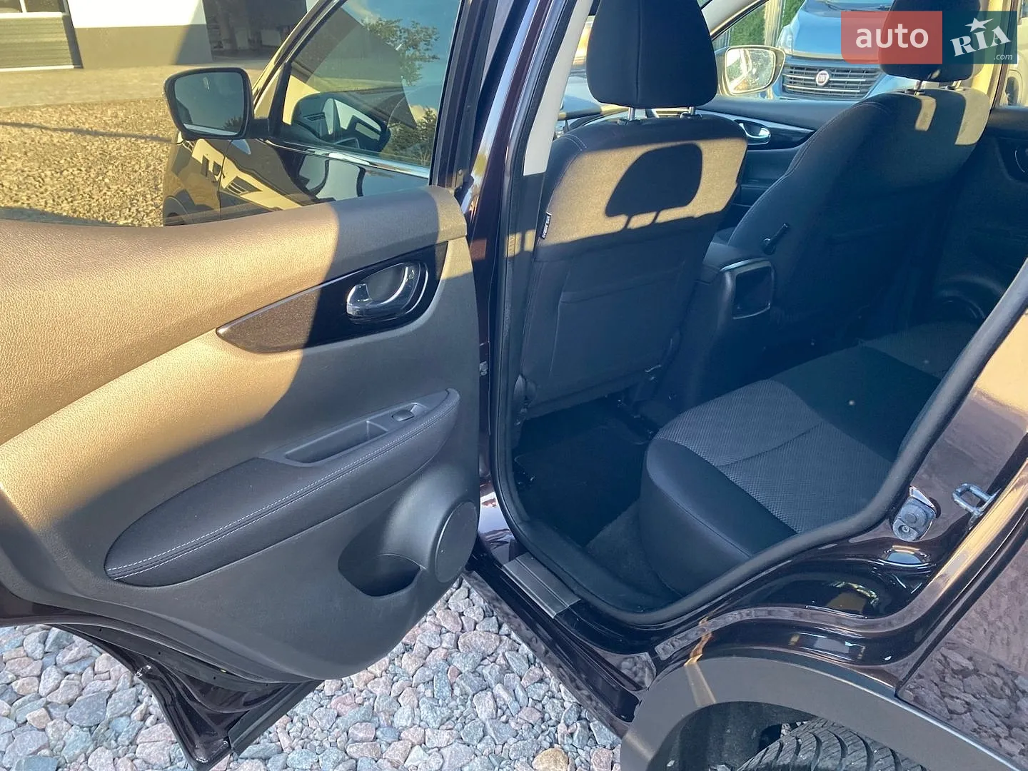 2015 Nissan Qashqai - мініатюра 21