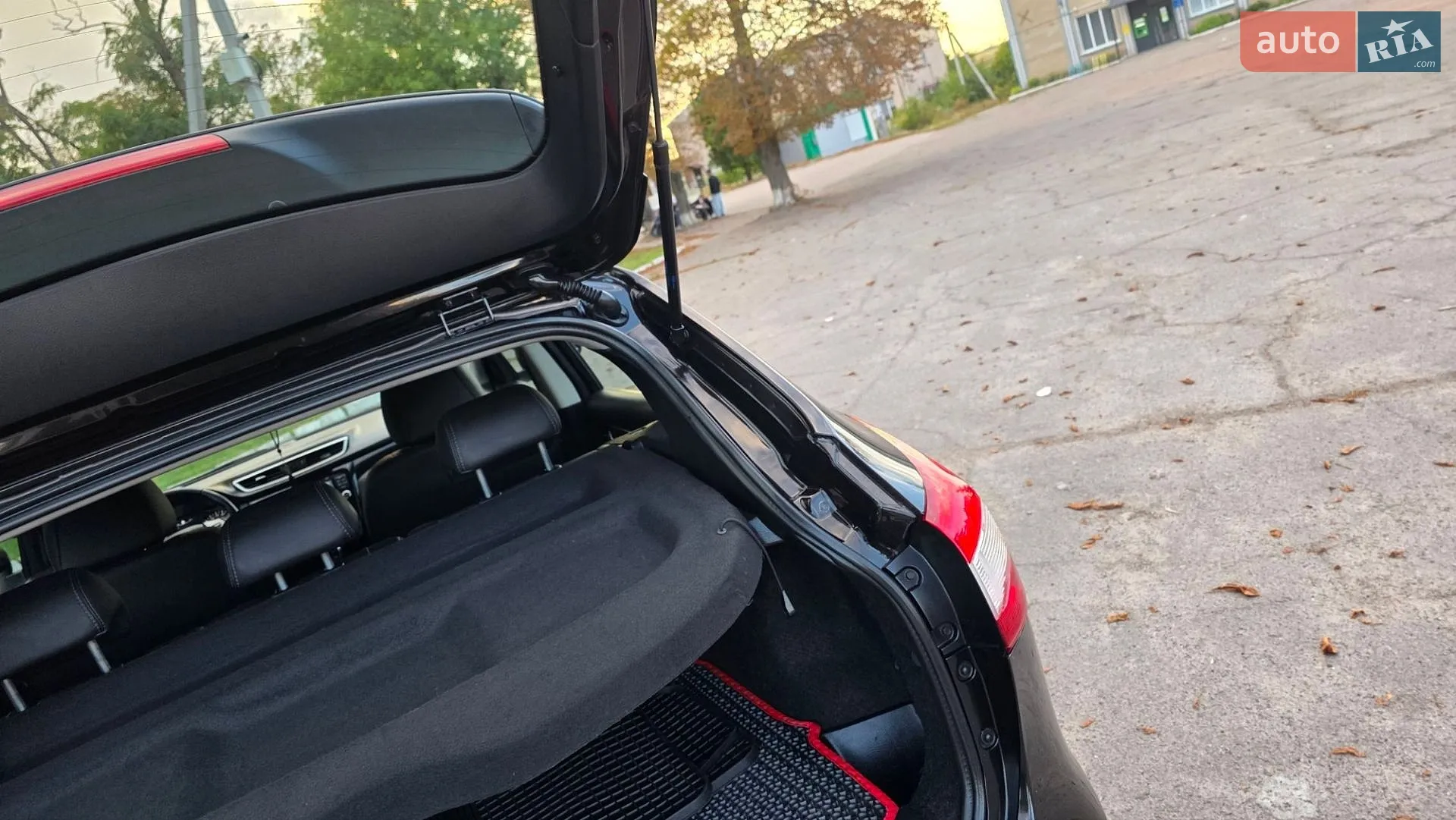 2016 Nissan Qashqai - мініатюра 10