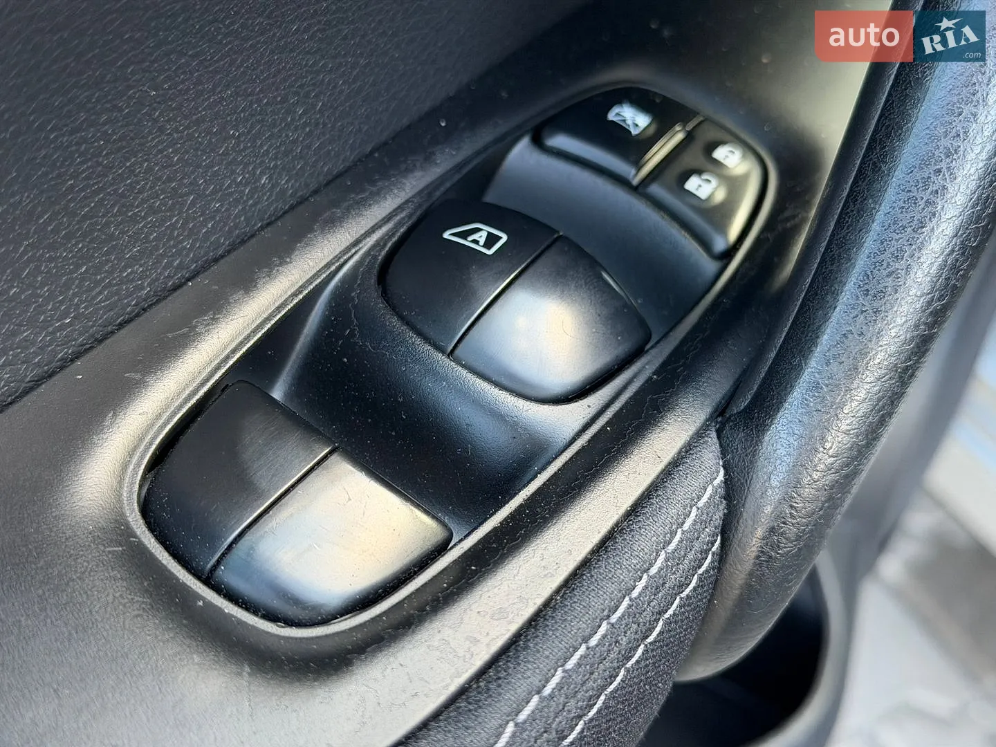 2014 Nissan Qashqai - мініатюра 34