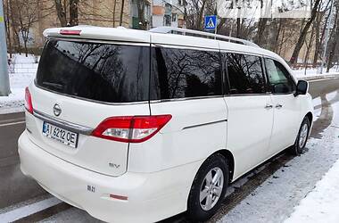 Минивэн Nissan Quest 2015 в Киеве