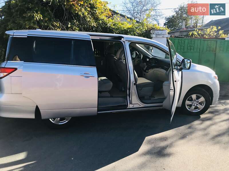 Мінівен Nissan Quest 2015 в Одесі фото 15 Мінівен Nissan Quest 2015 в Одесі