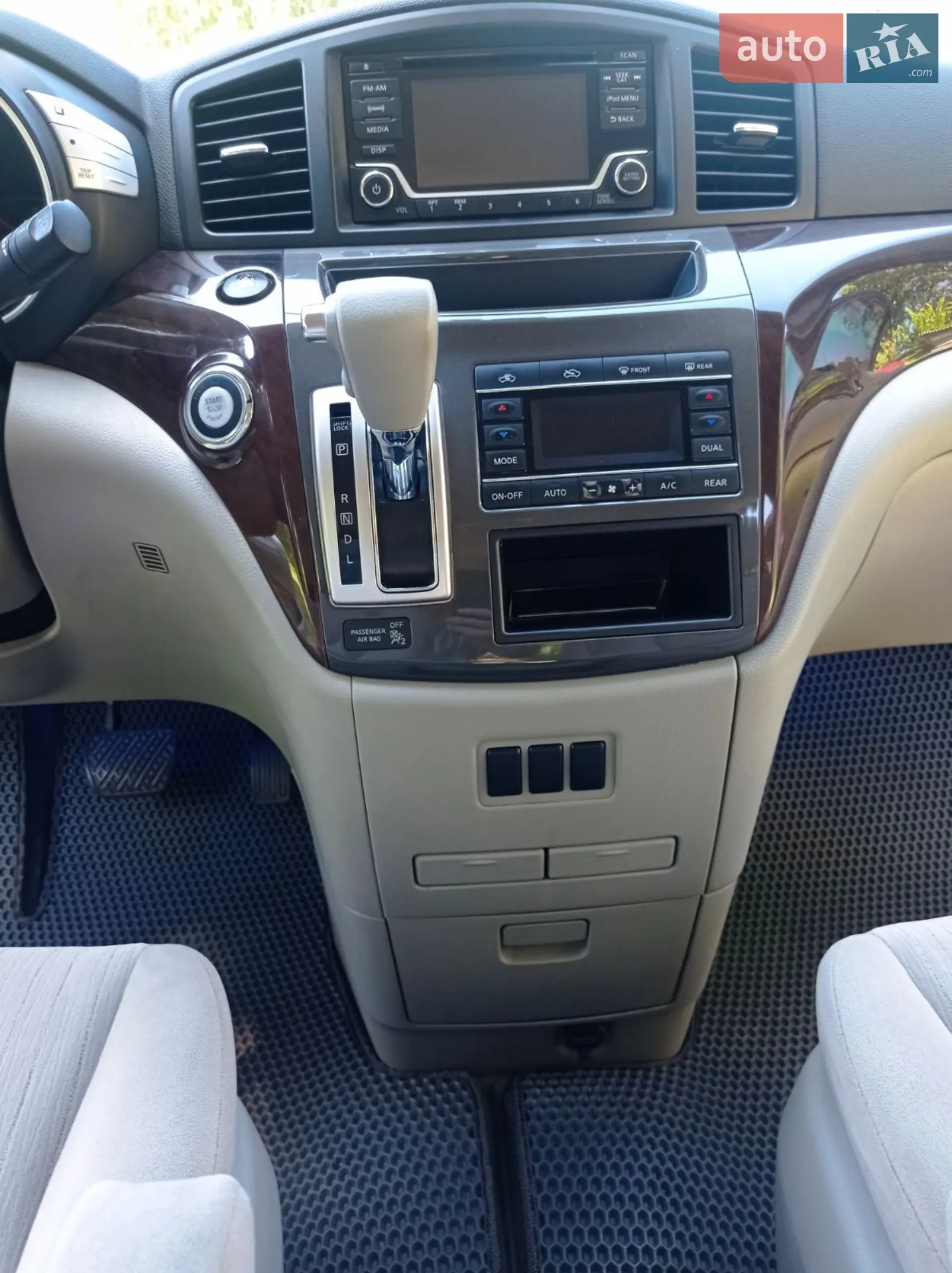 2017 Nissan Quest - мініатюра 14