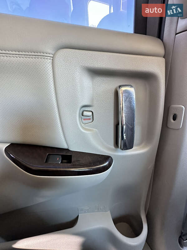 Мінівен Nissan Quest 2012 в Одесі