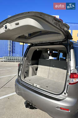 Минивэн Nissan Quest 2012 в 