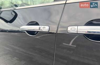Мінівен Nissan Quest 2015 в 