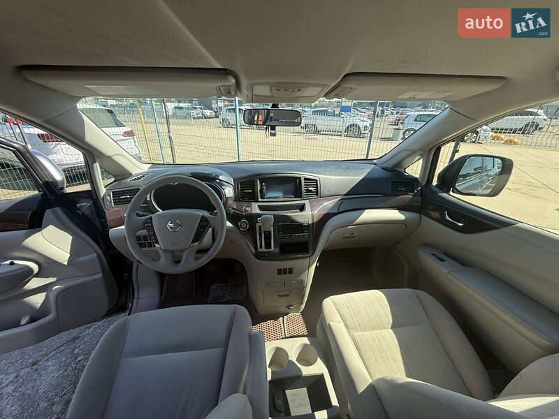 Минивэн Nissan Quest 2016 в Киеве