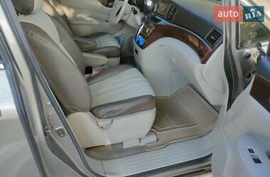 Минивэн Nissan Quest 2016 в 