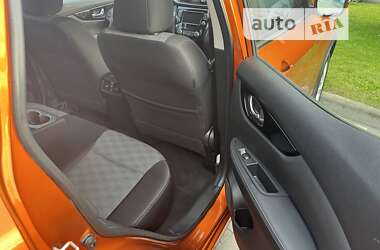 Внедорожник / Кроссовер Nissan Rogue Sport 2020 в 
