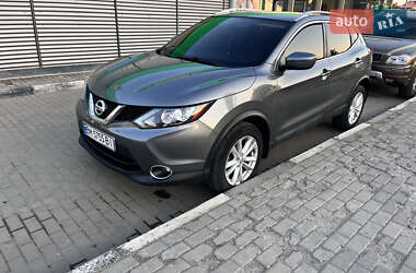 Внедорожник / Кроссовер Nissan Rogue Sport 2017 в 