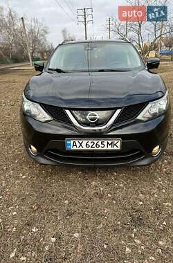 Внедорожник / Кроссовер Nissan Rogue Sport 2017 в Харькове