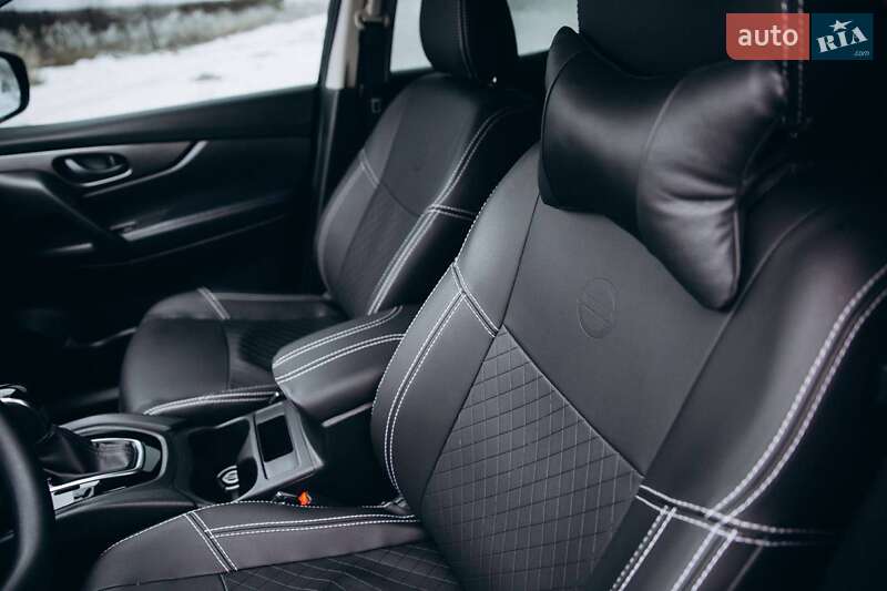 Позашляховик / Кросовер Nissan Rogue Sport 2018 в Києві