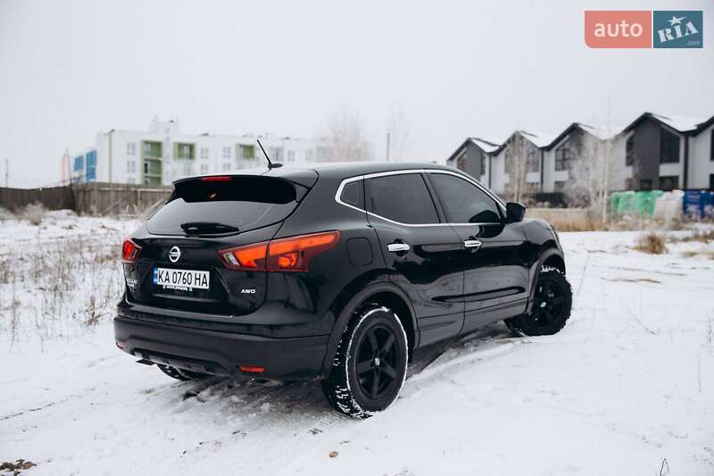 Позашляховик / Кросовер Nissan Rogue Sport 2018 в Києві