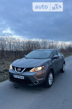 Внедорожник / Кроссовер Nissan Rogue Sport 2017 в Снятине