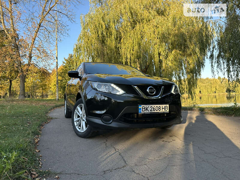 Позашляховик / Кросовер Nissan Rogue Sport 2017 в Рівному