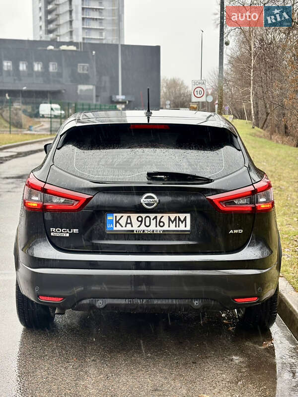 Позашляховик / Кросовер Nissan Rogue Sport 2021 в Києві