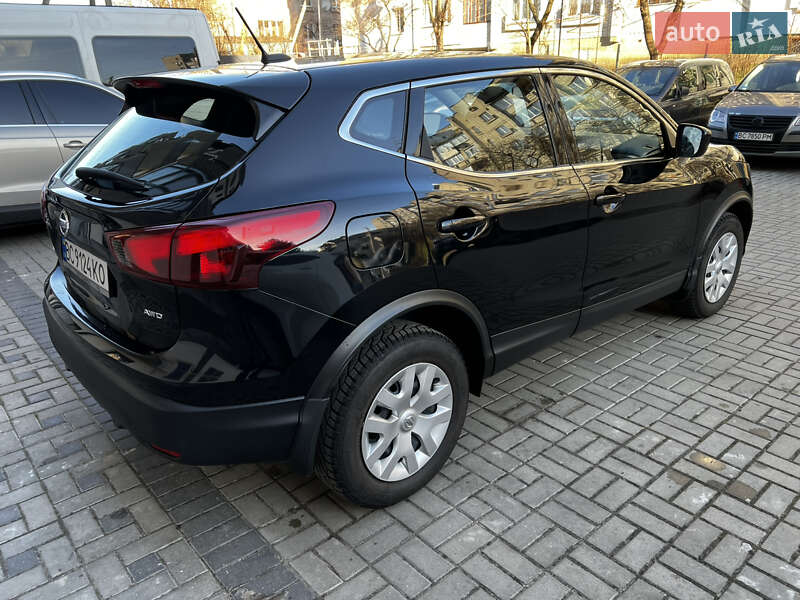 Внедорожник / Кроссовер Nissan Rogue Sport 2018 в Львове фото 5 Внедорожник / Кроссовер Nissan Rogue Sport 2018 в Львове