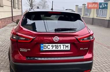 Позашляховик / Кросовер Nissan Rogue Sport 2022 в Львові