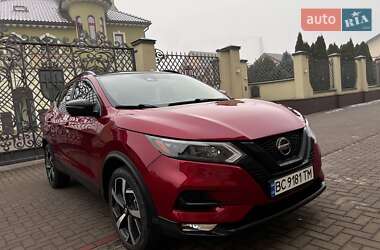 Позашляховик / Кросовер Nissan Rogue Sport 2022 в Львові