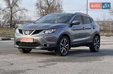 Внедорожник / Кроссовер Nissan Rogue Sport 2019 в Киеве