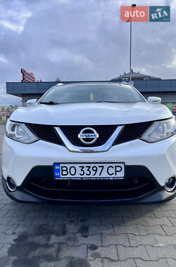 Позашляховик / Кросовер Nissan Rogue Sport 2017 в 