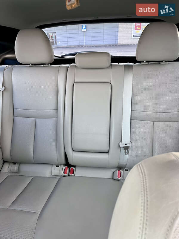 Внедорожник / Кроссовер Nissan Rogue Sport 2017 в Тернополе