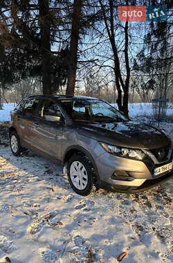 Позашляховик / Кросовер Nissan Rogue Sport 2020 в Києві