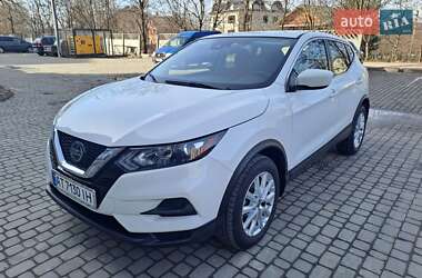 Позашляховик / Кросовер Nissan Rogue Sport 2021 в Івано-Франківську