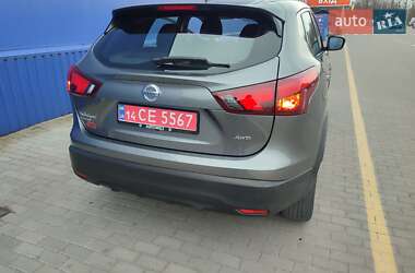 Внедорожник / Кроссовер Nissan Rogue Sport 2018 в Дубно