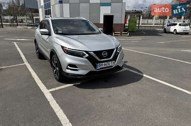 Внедорожник / Кроссовер Nissan Rogue Sport 2022 в 