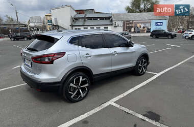 Внедорожник / Кроссовер Nissan Rogue Sport 2022 в 