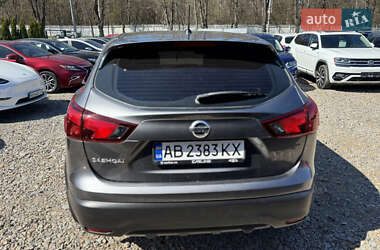 Позашляховик / Кросовер Nissan Rogue Sport 2019 в 