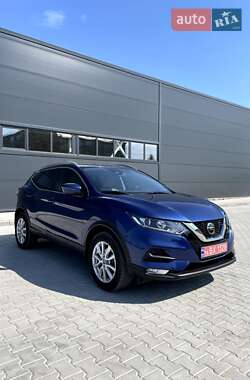 Внедорожник / Кроссовер Nissan Rogue Sport 2020 в Золочеве