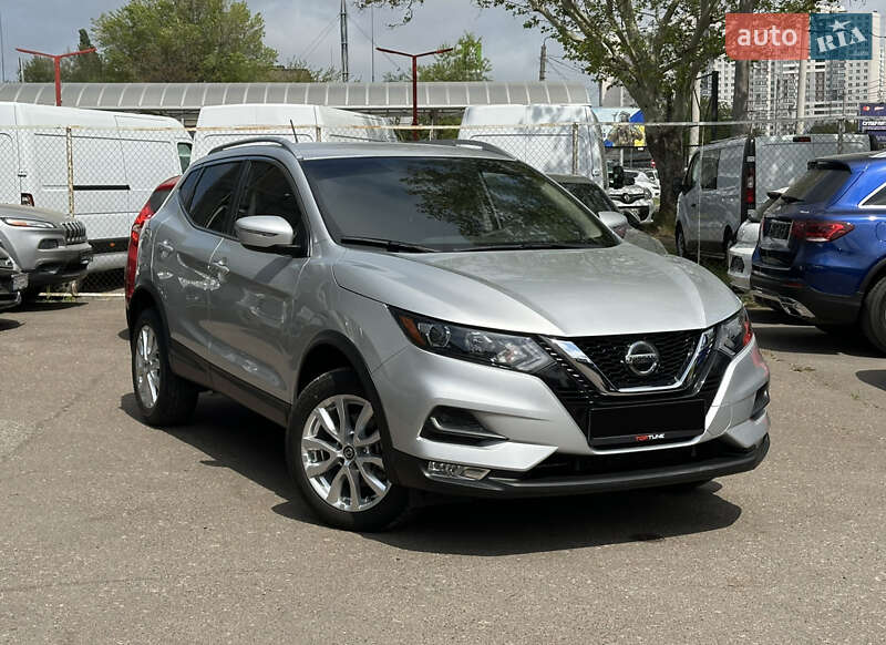 Внедорожник / Кроссовер Nissan Rogue Sport 2021 в 