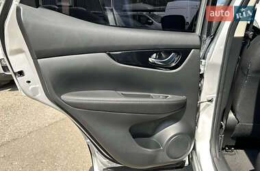 Внедорожник / Кроссовер Nissan Rogue Sport 2021 в 