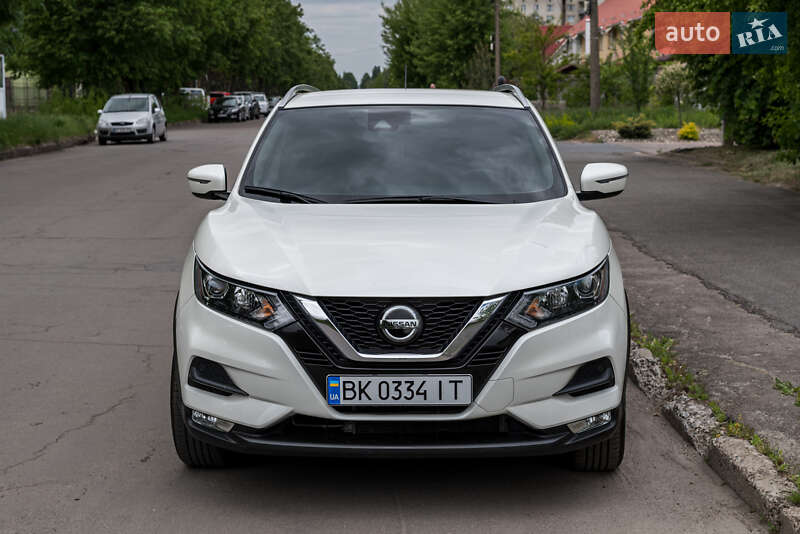 Внедорожник / Кроссовер Nissan Rogue Sport 2022 в Ровно