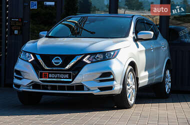 Позашляховик / Кросовер Nissan Rogue Sport 2021 в 