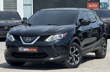 Позашляховик / Кросовер Nissan Rogue Sport 2018 в 