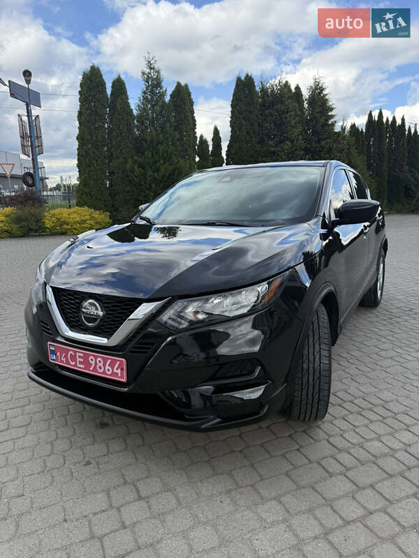 Nissan Rogue Sport 2020