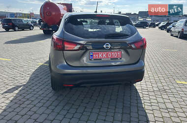 Внедорожник / Кроссовер Nissan Rogue Sport 2019 в 